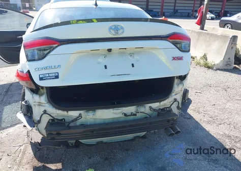 2021 Toyota Corolla Xse z USA, uszkodzony, nr VIN 5YFT4MCE5MP097787